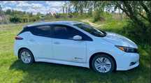 продам Nissan Leaf ( Ніссан ліф ).