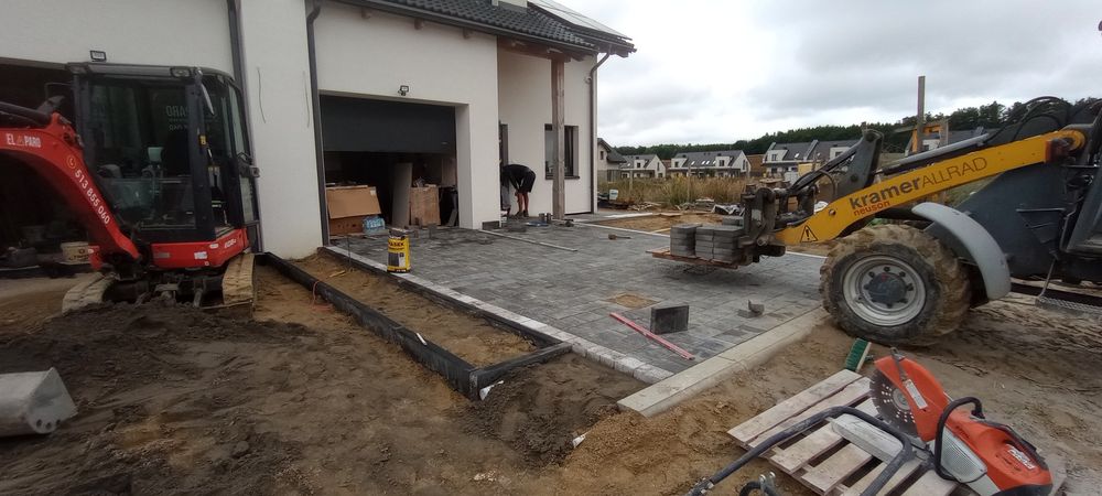 Kompleksowe usługi brukarskie, Układanie kostki