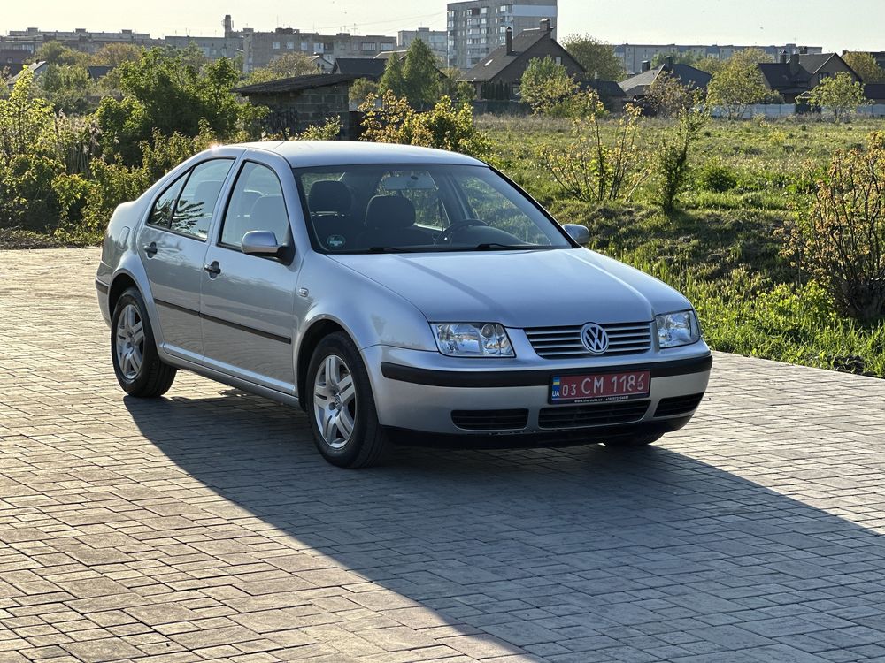 Продам VW Bora 1.6 MPI бензин 2003