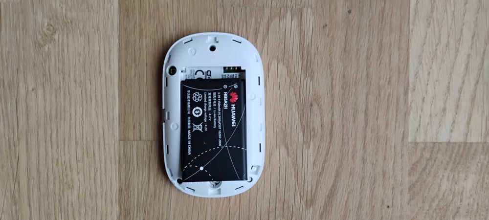 Huawei E5220S-2 WiFi b/g/n 3G (HSPA+) 21Mbps przenośny