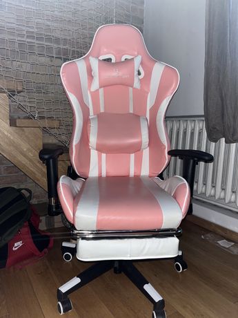 Fotel gamingowy kubełkowy ULTIMATE SEATS RÓŻ MASAŻ