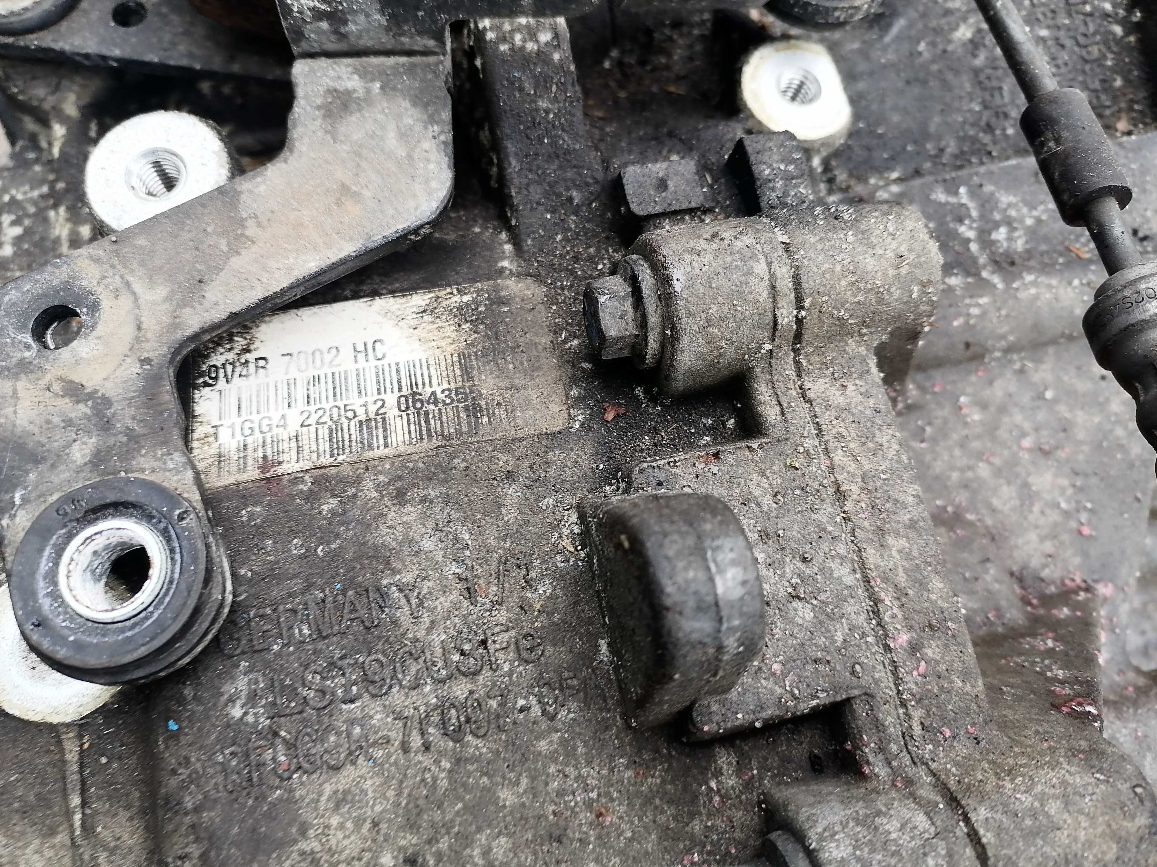 Skrzynia biegów ford KUGA MK1 4X4 2.5 turbo 9V4R7002HC