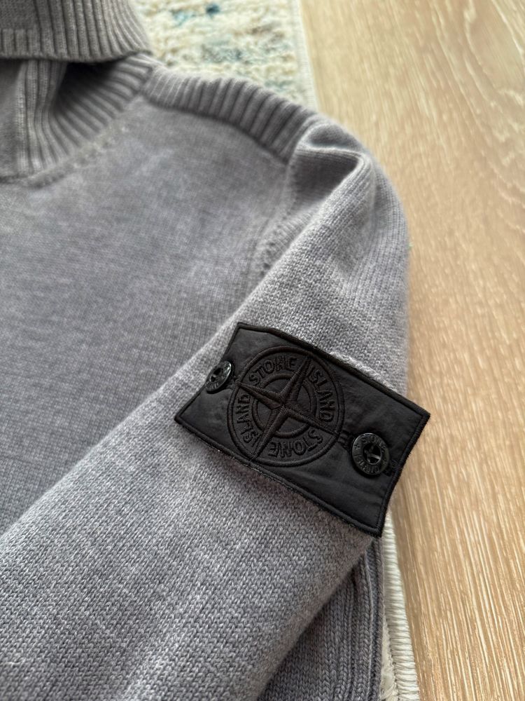 Свитер / Гольф Stone Island Shadow Project
