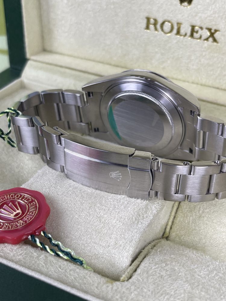 Rolex Oyster Perpetual 41 Green - Automatic