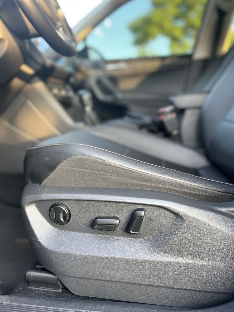 Продам Volkswagen Tiguan SEL
