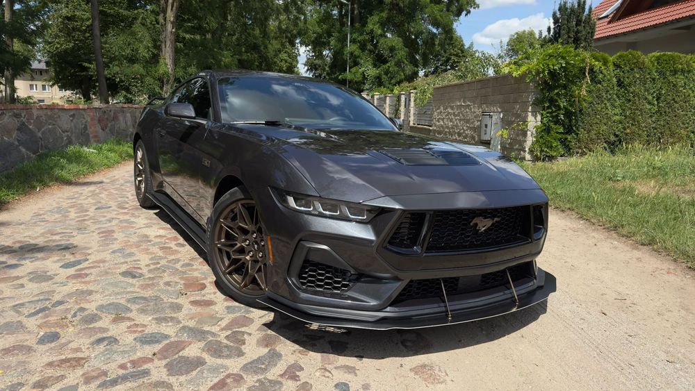 Ford Mustang COUPE PREMIUM, spojler, MAGNERIDE, Bang&Olufsen, Fastback