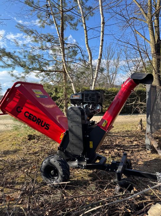 Wynajem sprzęt ogrodniczego wertykulator glebogryzarka rębak wiertnica