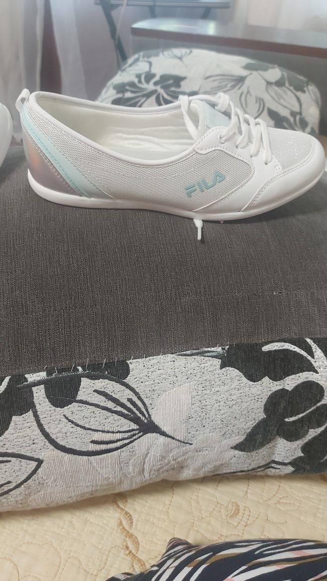 Кросівки Fila 40 розмір