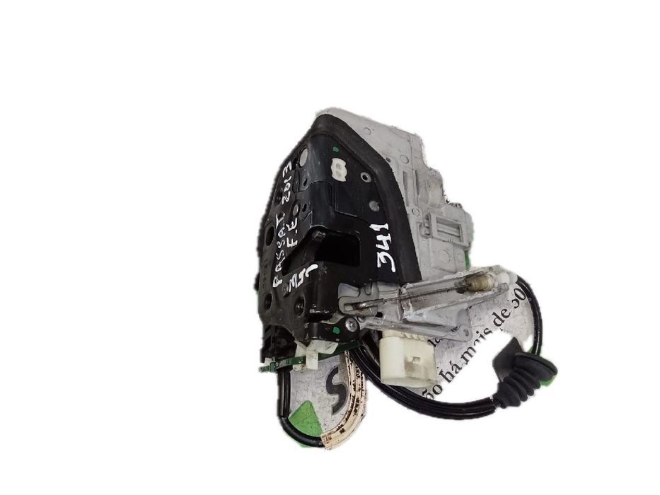 Fechadura / fecho porta frente esquerdo VOLKSWAGEN Passat (362)