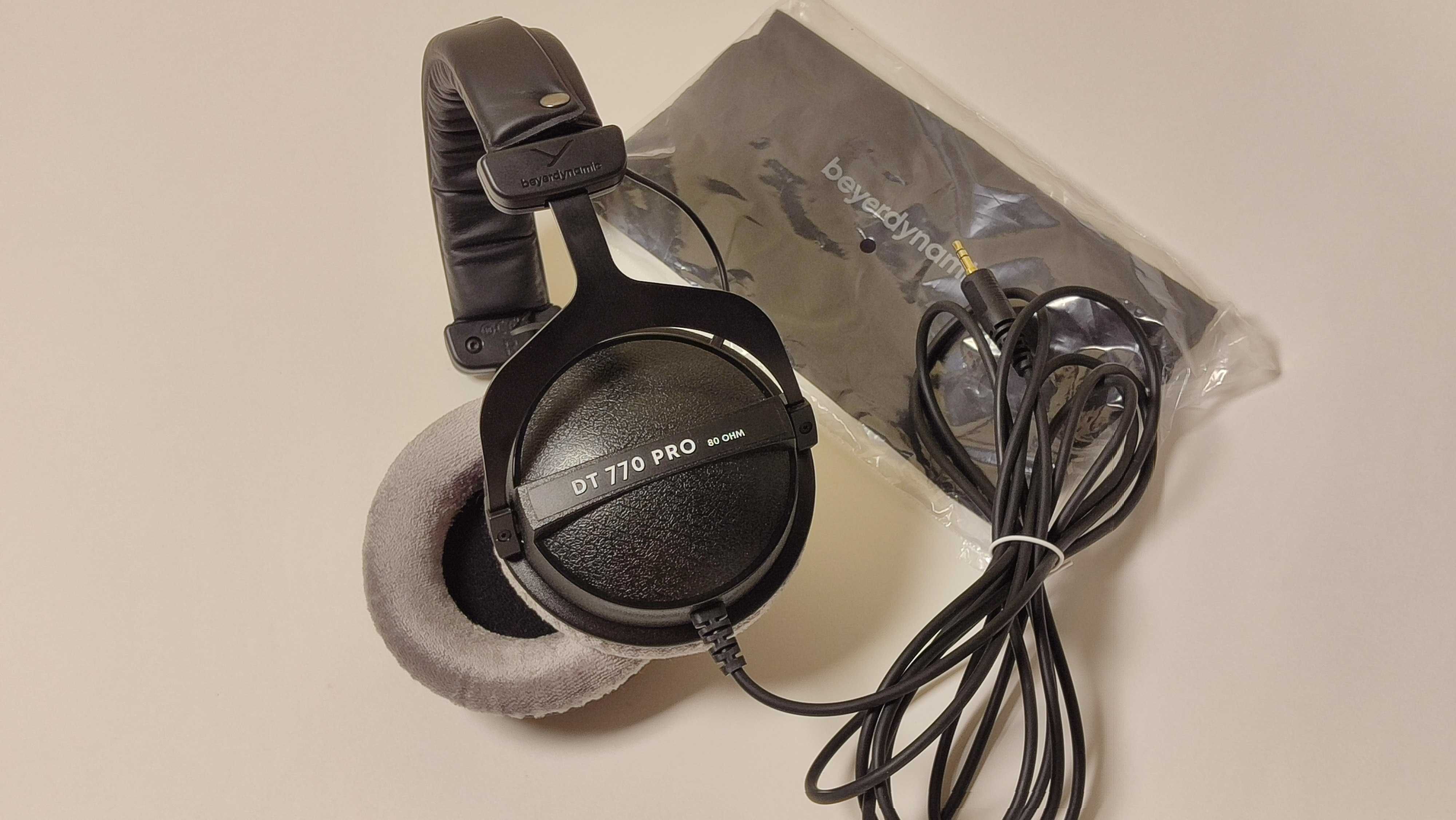 Студійні навушники Beyerdynamic DT 770 PRO/80 ohm