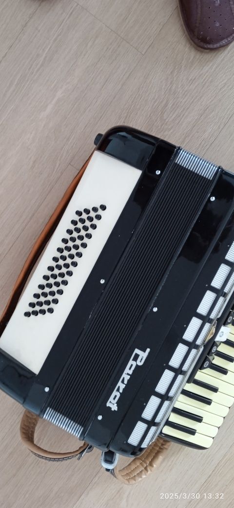 Akordeon 48 bas stan igla