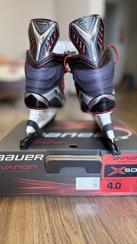 Хоккейные коньки BAUER VAPOR X 500 , р. 37,5