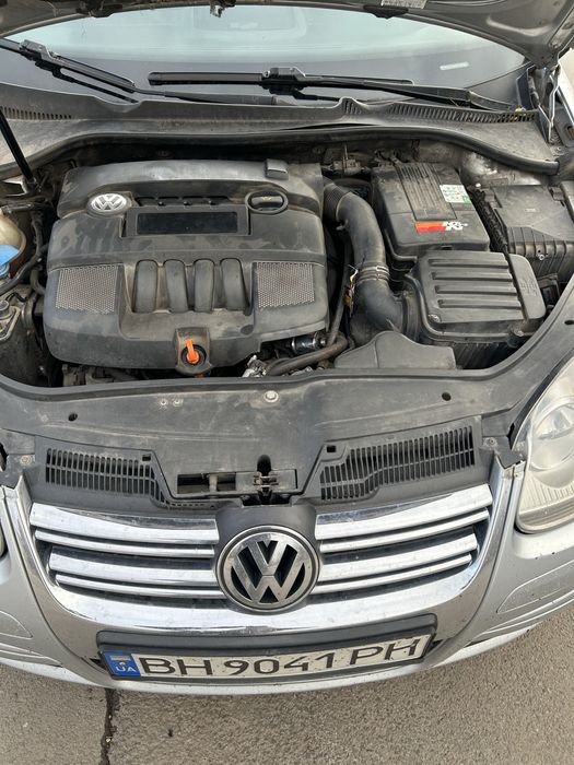 Джетта 1.6 Газ/Бензин Автомат