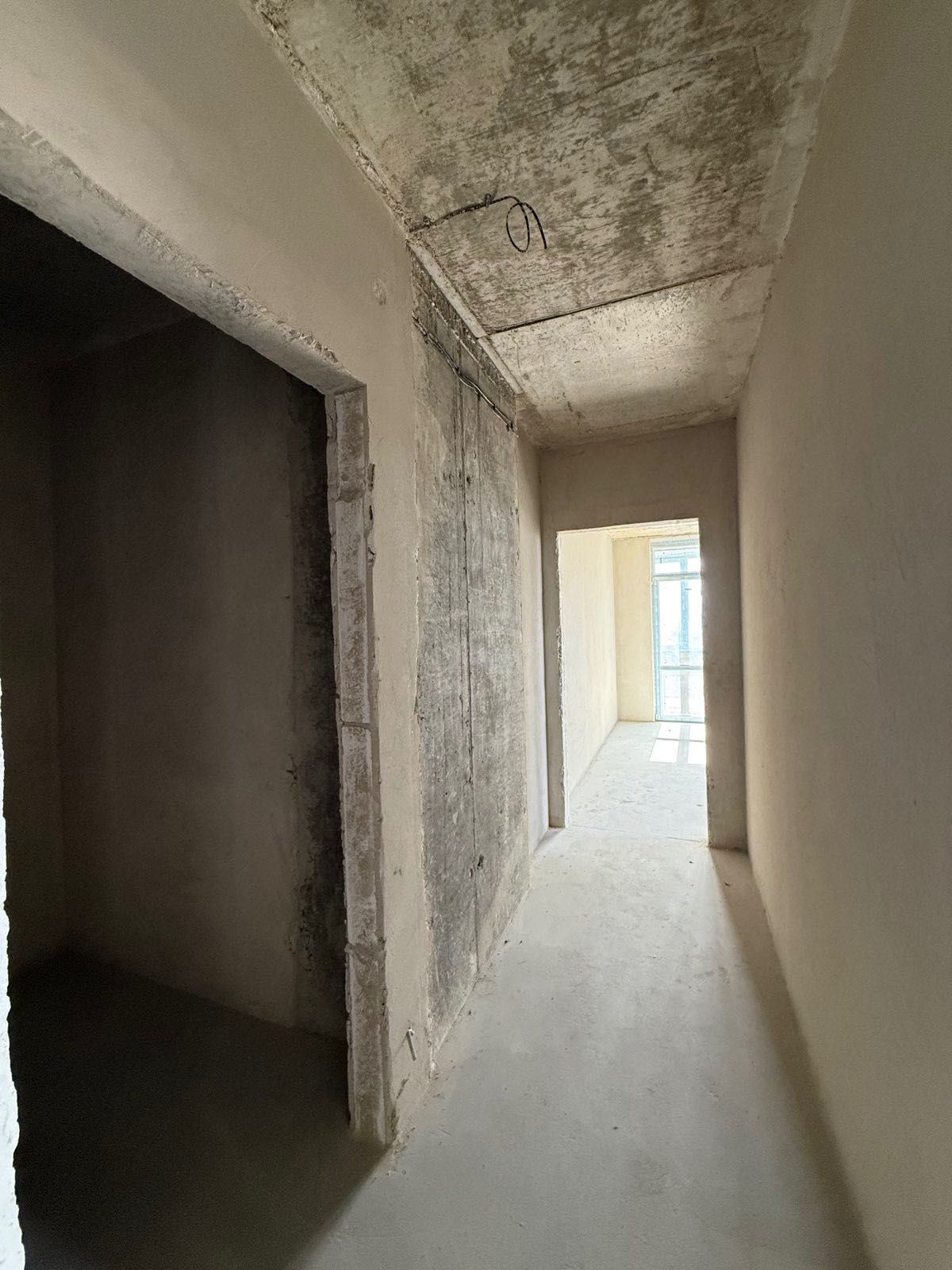 Продам 2-кімнатну квартиру в центрі міста — ЖК «Bridge Tower», 68,8 м²