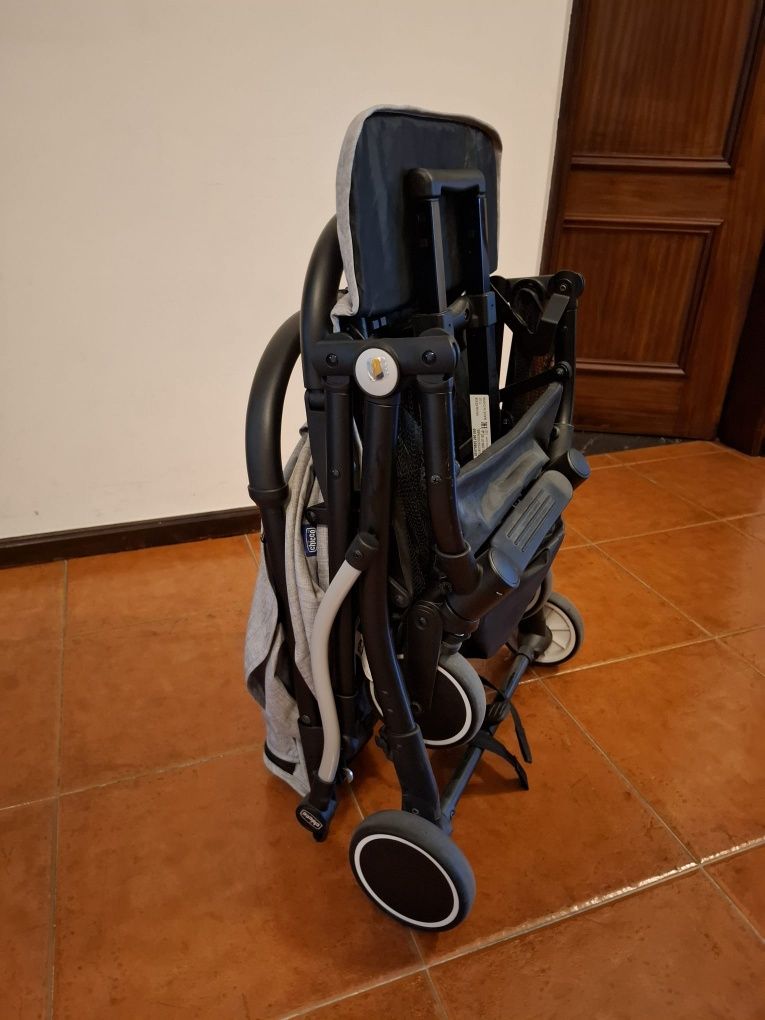 Carrinho bebé Chicco Trolley Me