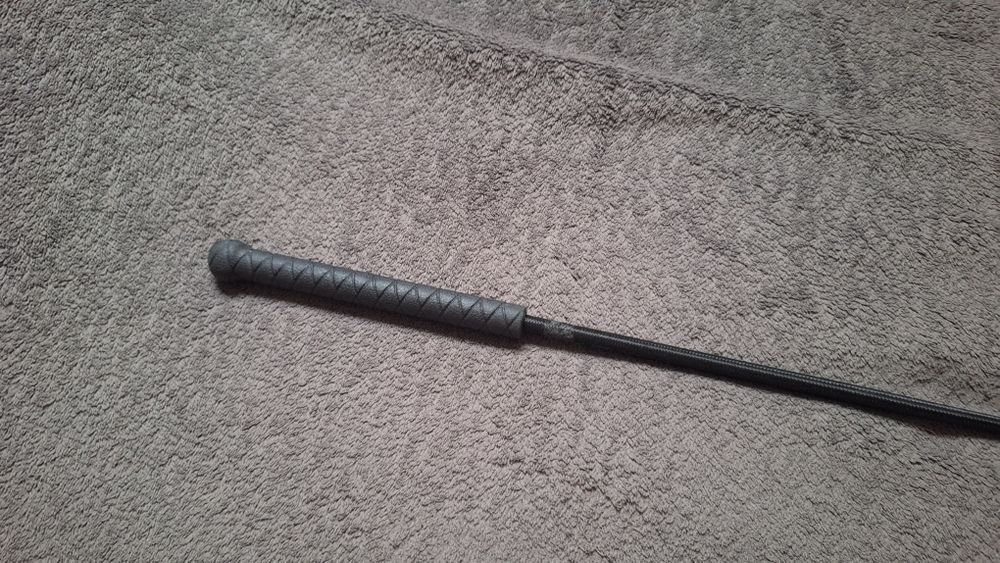 Bat jeździecki długi bat ujeżdżeniowy 110 cm