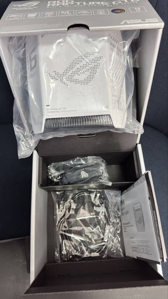 Маршрутизатор роутер  Asus ROG Rapture GT6 1PK White (GT6(W-1-PK))