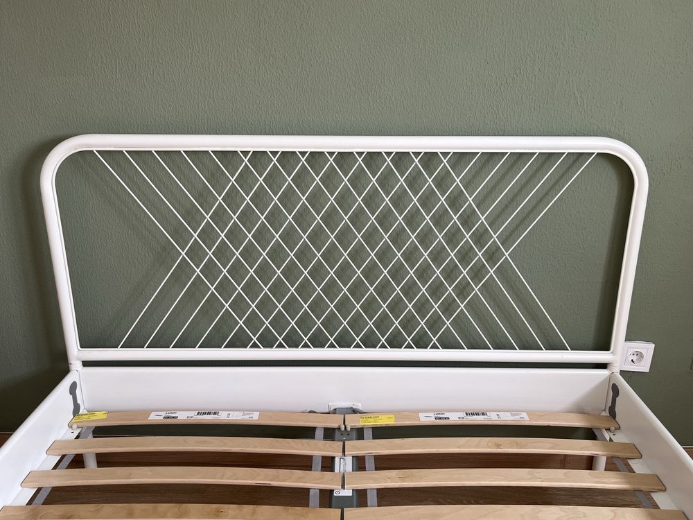 Cama casal IKEA NESTTUN com estrado LURÖY