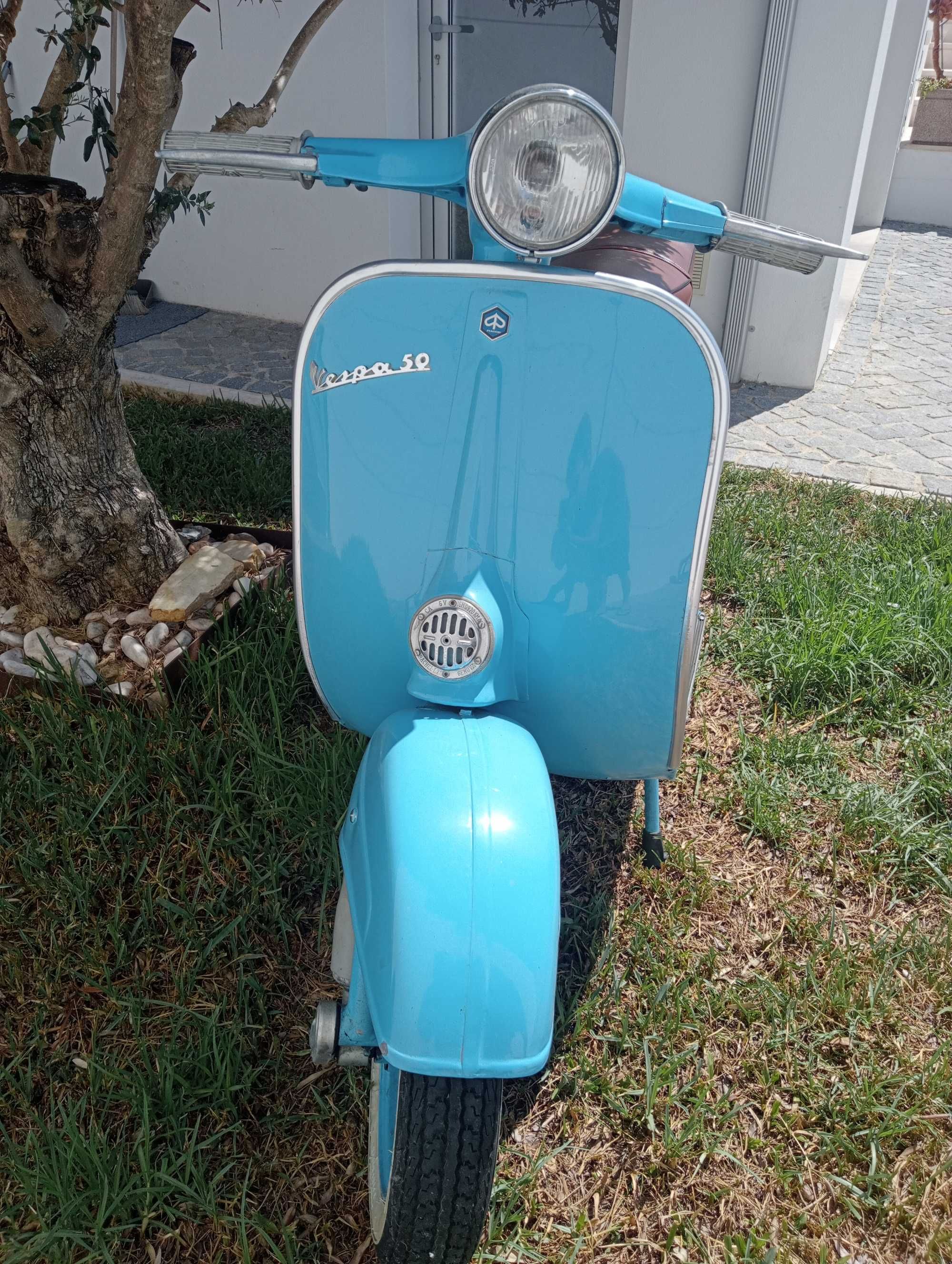 Vespa 50s restaurada