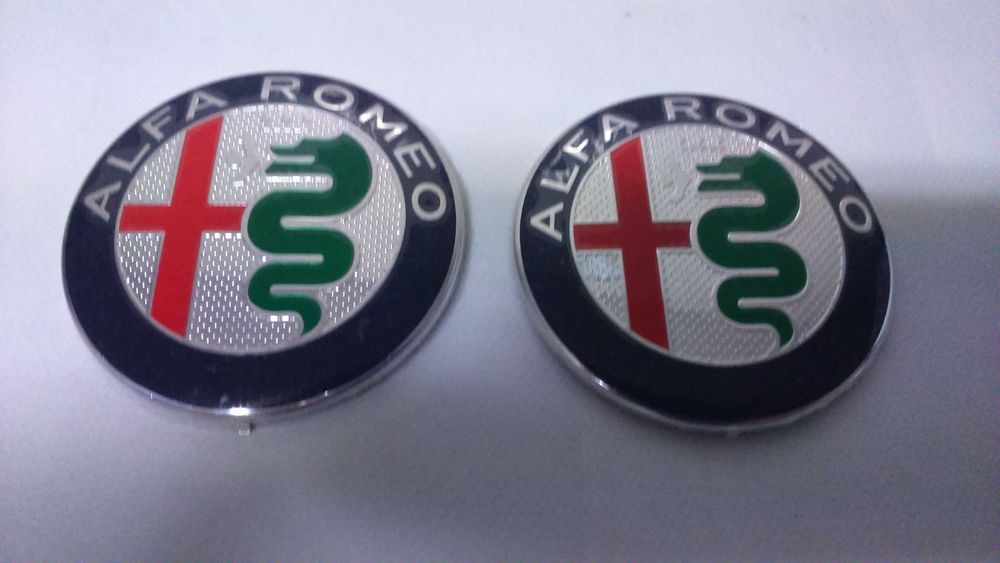 Alfa Romeo - Conjunto kit 9 símbolos/emblemas New Design