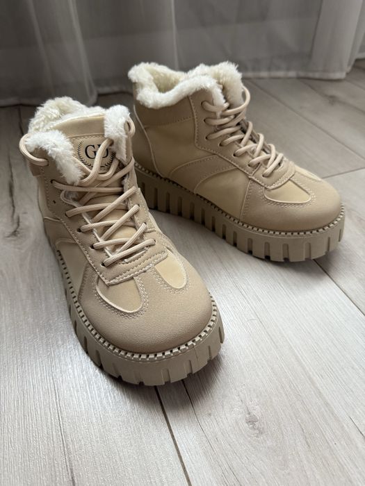 Кросівки ботінки зима жіночі