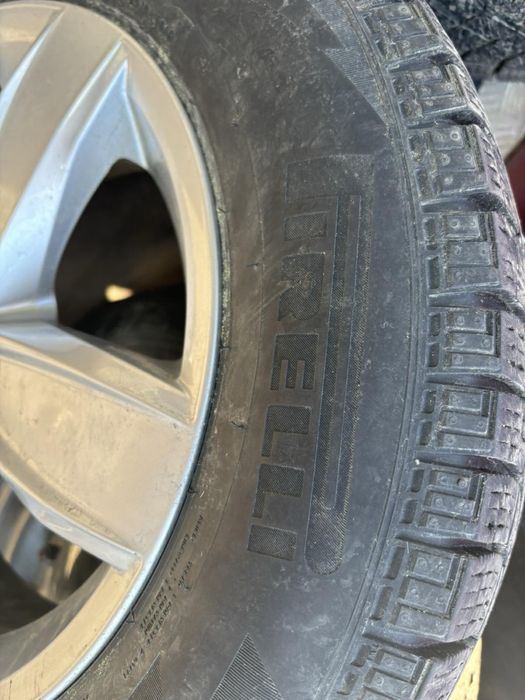 Зимові шини +диски Фольксваген Гольф 7 Є Гольф