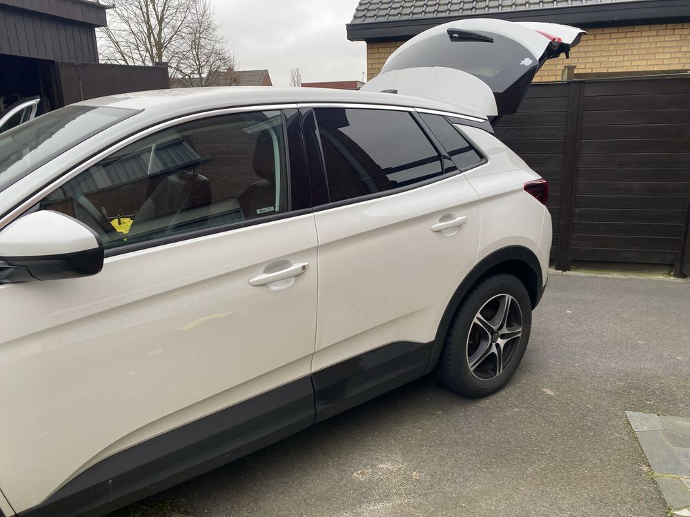 Opel Granland X 2018 1.2 Elite