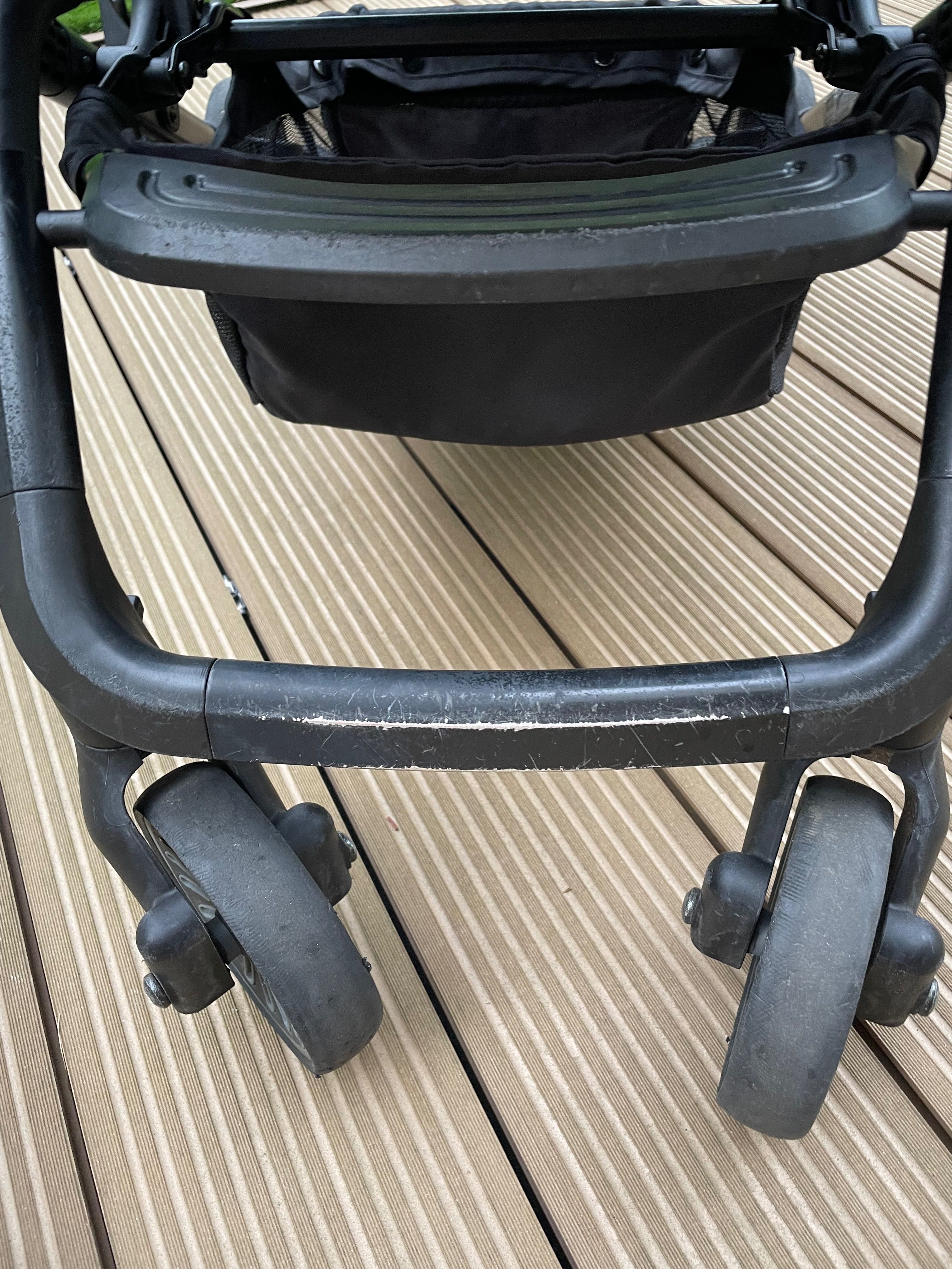 Lekki wózek spacerówka Easywalker Buggy XS do samolotu