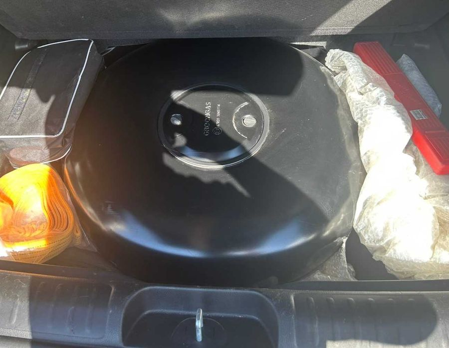 Продам Jeep Cherokee