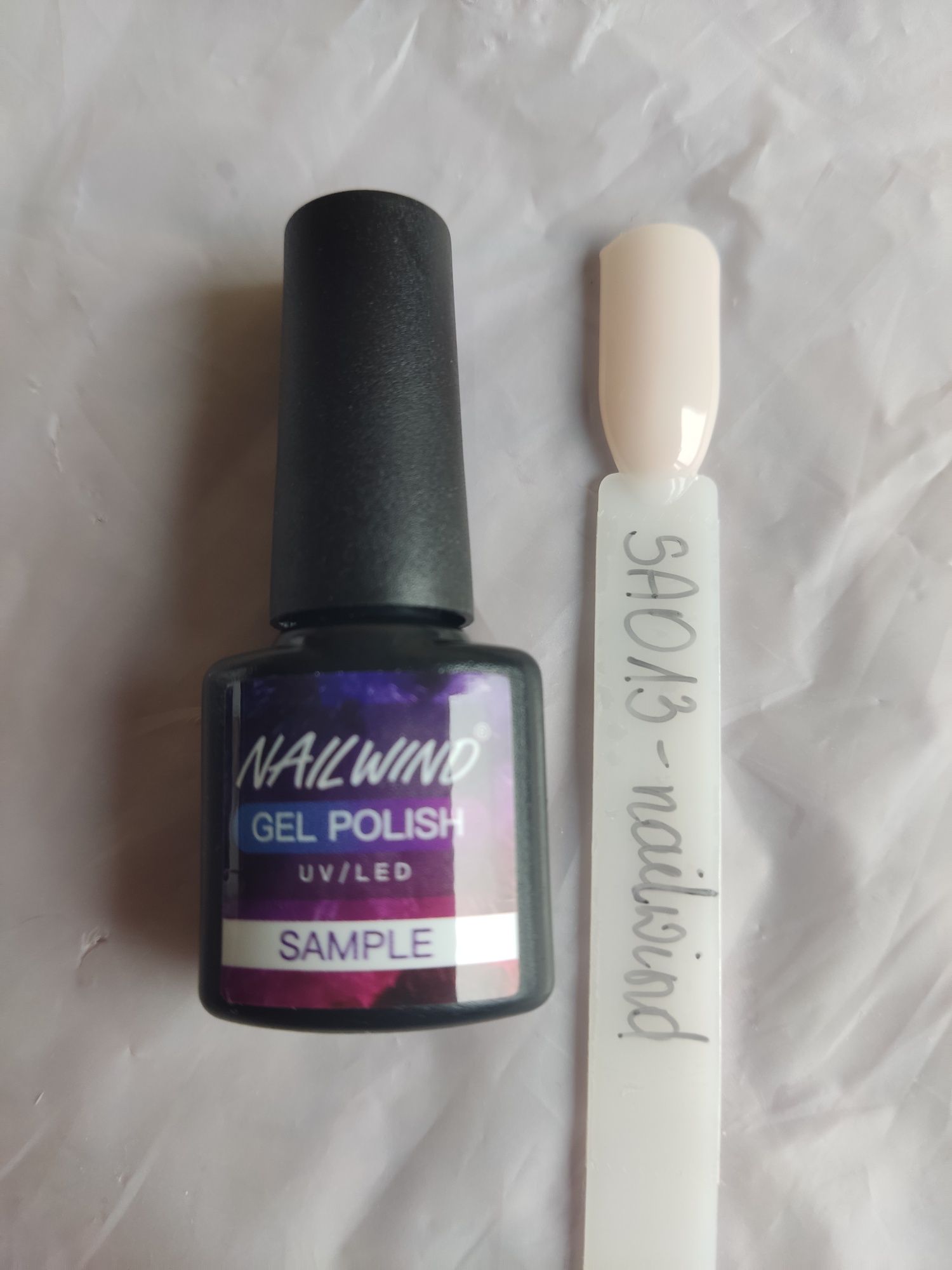 Nowy lakier hybrydowy nailwind SA013 manicure pielęgnacja pedicure