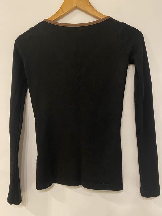 Czarny sweter XS S Memory&Co wiskoza