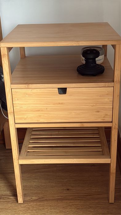 Mesa cabeceira ikea