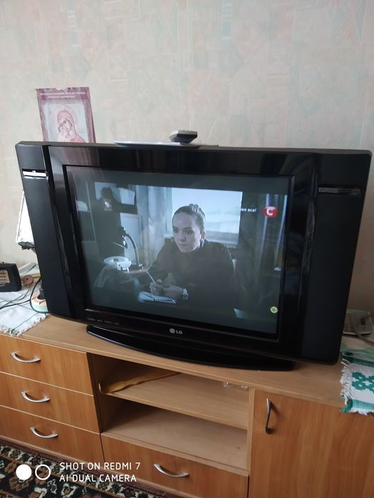 Тумба под телевизор 195/60/44 см