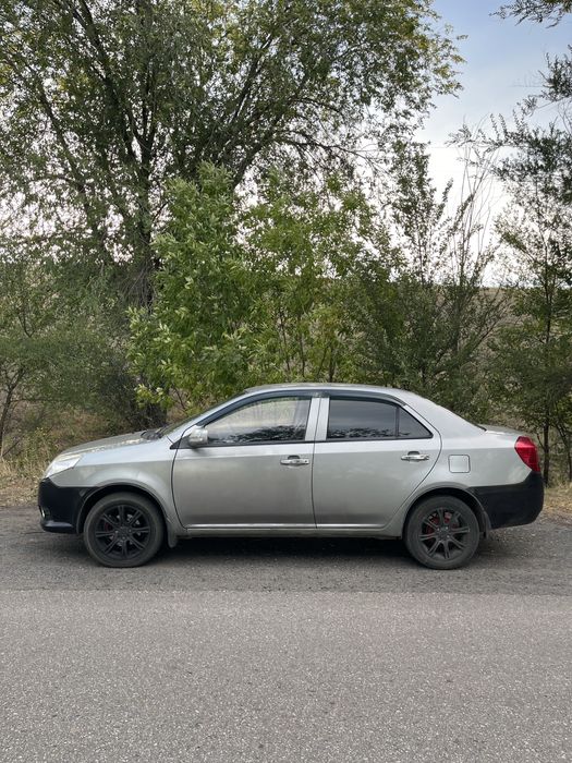 Продам Geely MK 1,5 газ/бензин