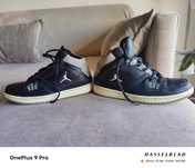 Nike Air Jordan 1 Flight  tam 42.5 em muito bom estado RESERVADAS