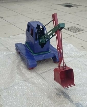 Игрушки СССР. Экскаватор СиМ.