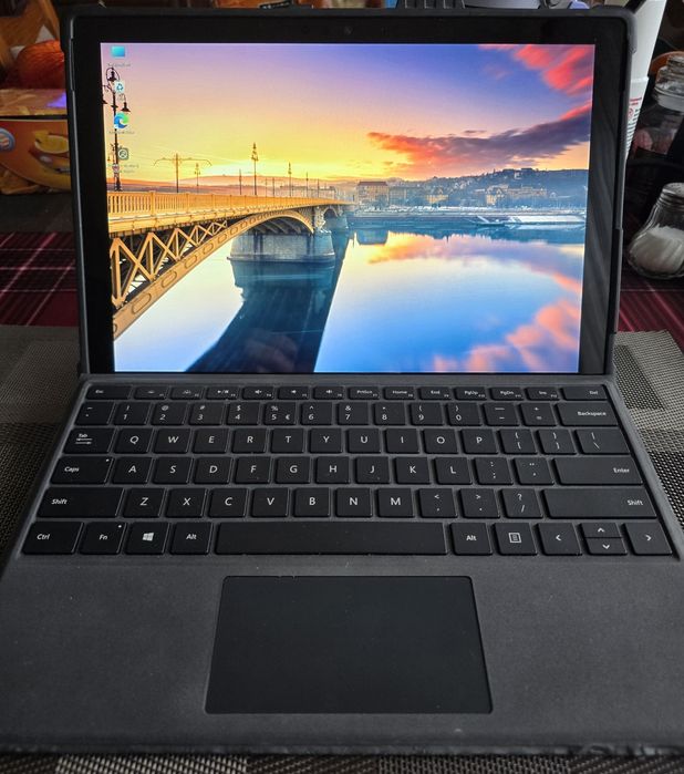 Surface Pro 6 klawiatura pancerne etui