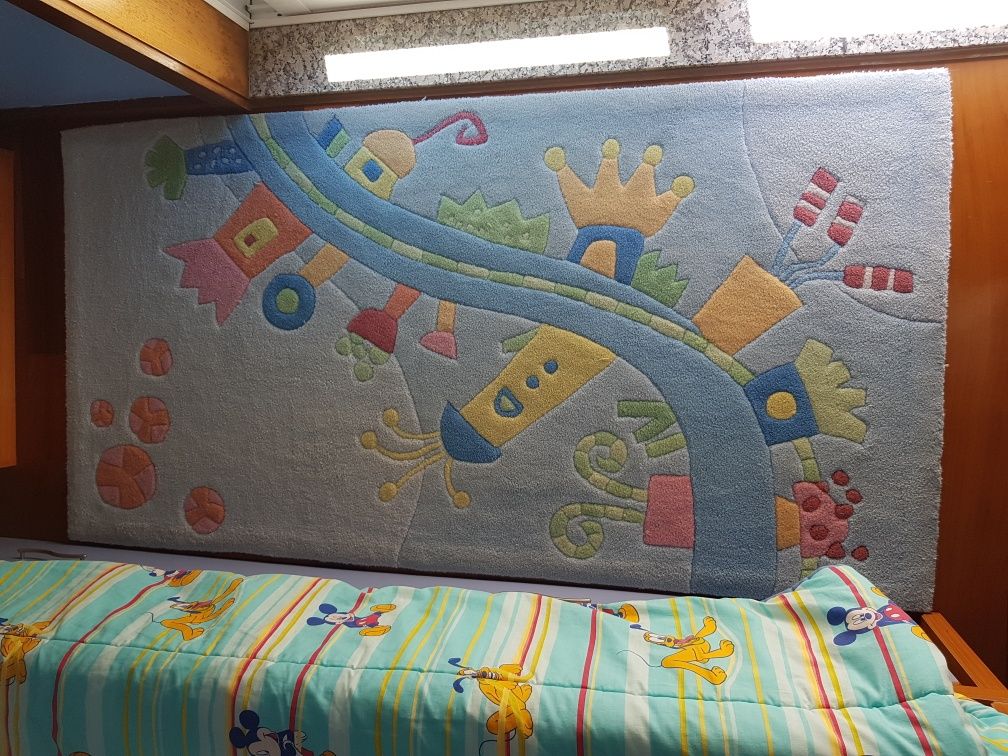 2 tapetes de quarto de criança