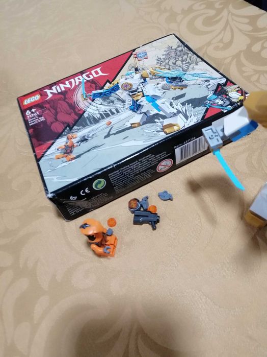 LEGO® NINJAGO®

LEGO NINJAGO Mech Power Up EVO do Zane, 6 anos