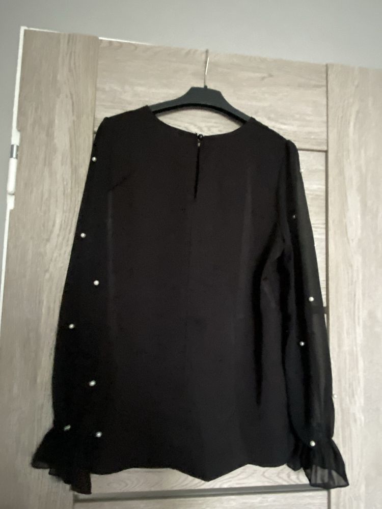 Czarna bluzka elegancka