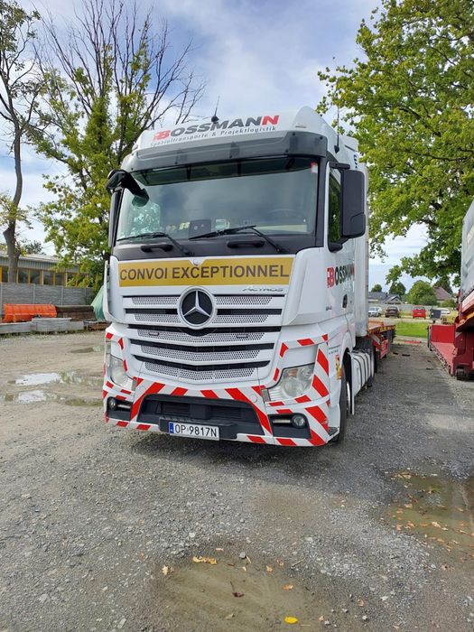 Mercedes Actros 1845 Mega / Lowliner