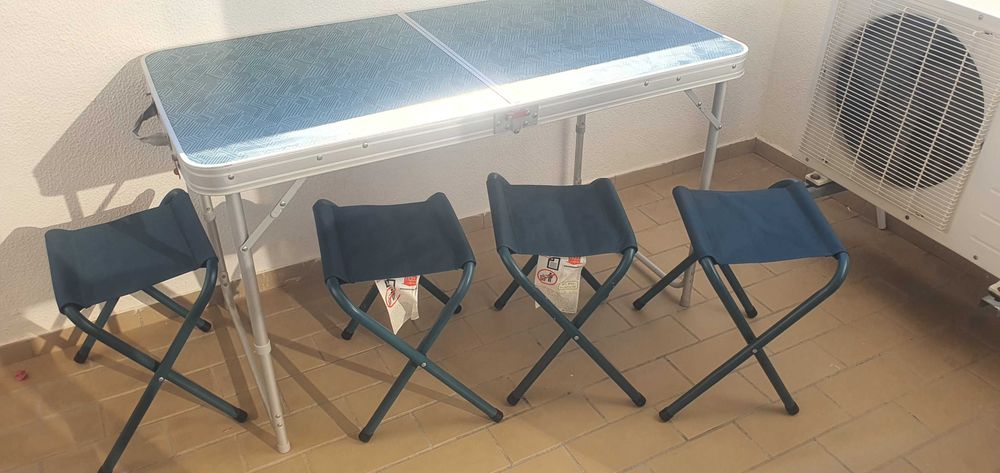 Tenda Campismo DecathlonFRESH&BLACK 4pess/2quart + mesa, teldos, sacos