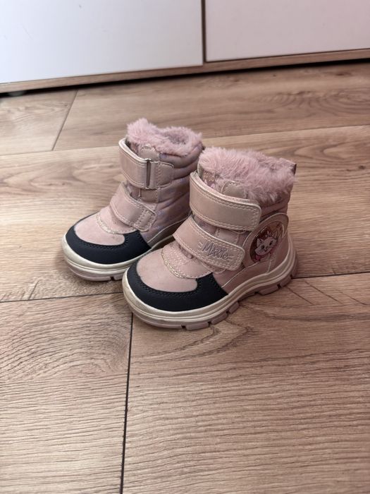 Sprzedam buty dla dziewczynki