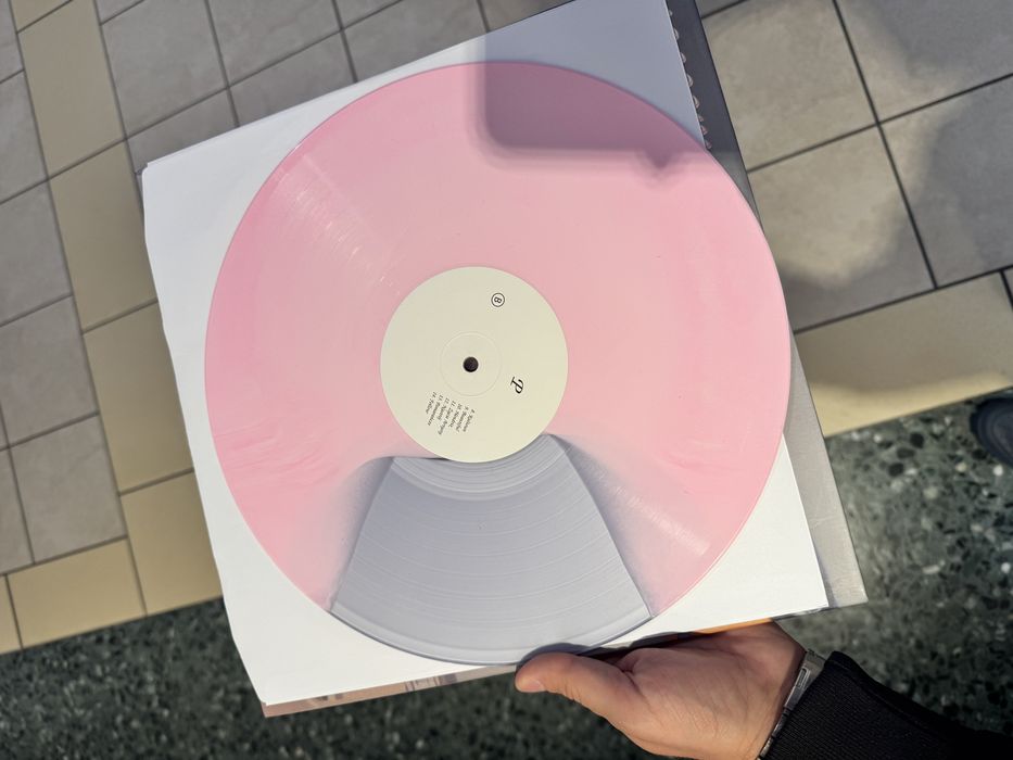 Piacevole plyta winylowa, TYMEK