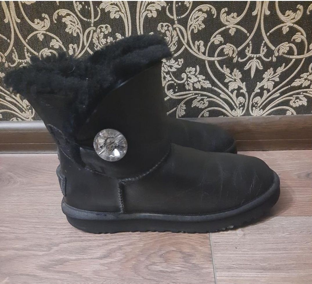 Угги кожаные Ugg