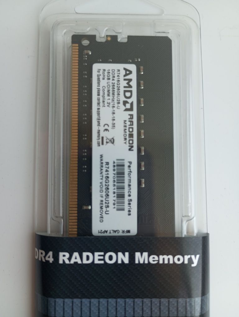 Оперативна пам'ять AMD Radeon R9 Gamer DDR4 2666MHz 16GB (R7416G2606U2