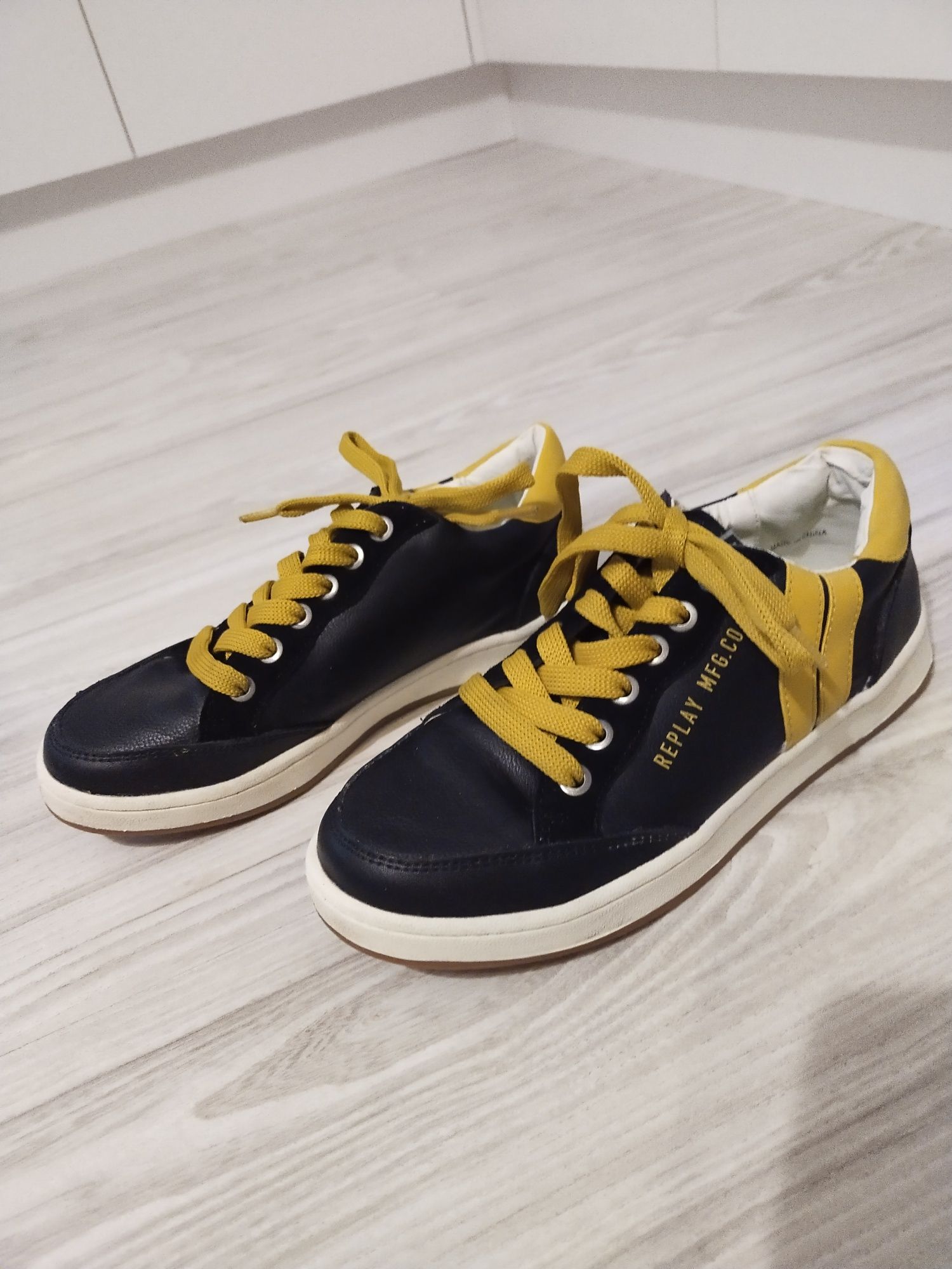 Buty sportowe damskie trampki Replay rozm. 35