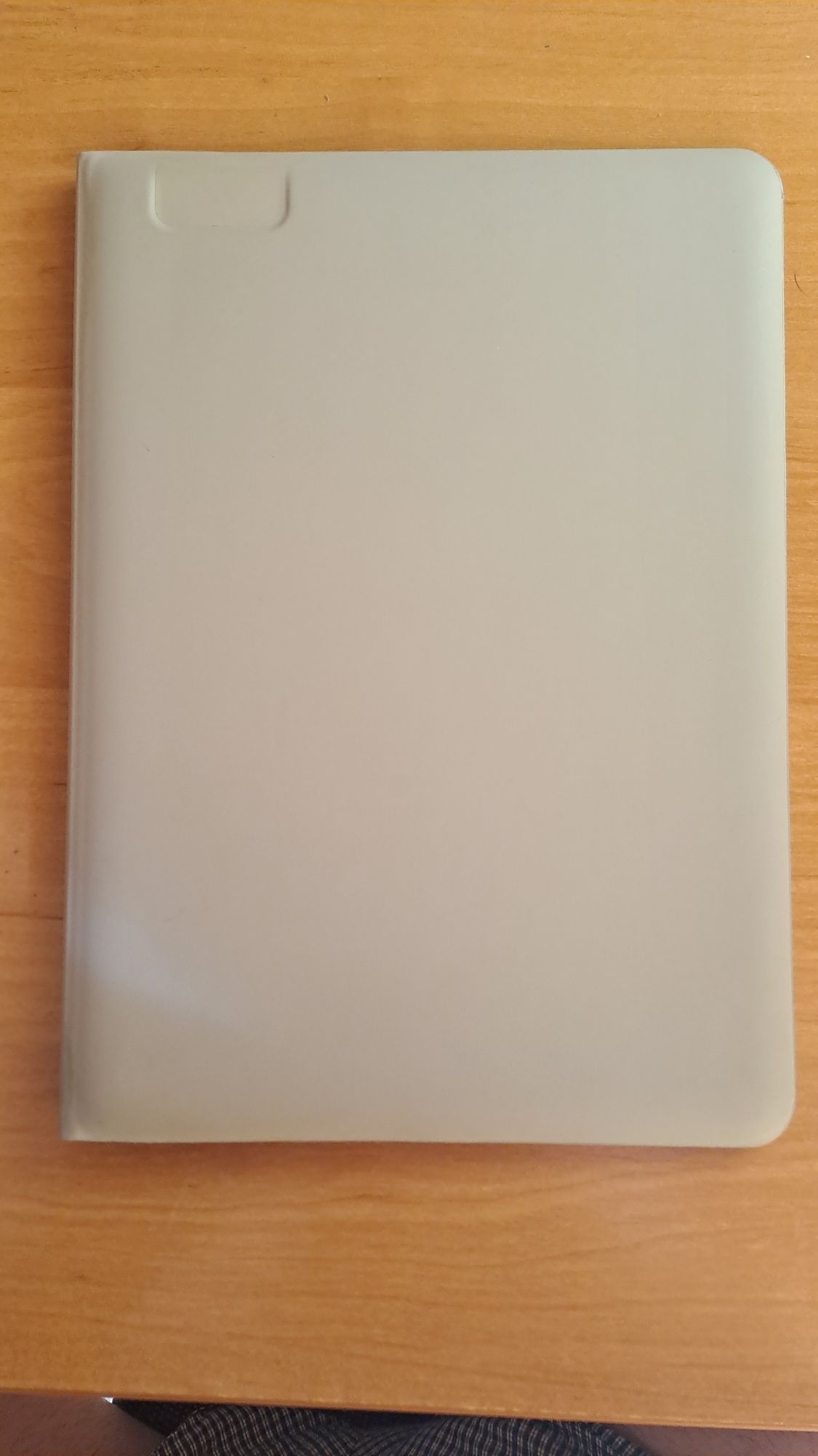 Чохол-клавіатура Samsung Tab S3 (оригінал, ідеальний стан)