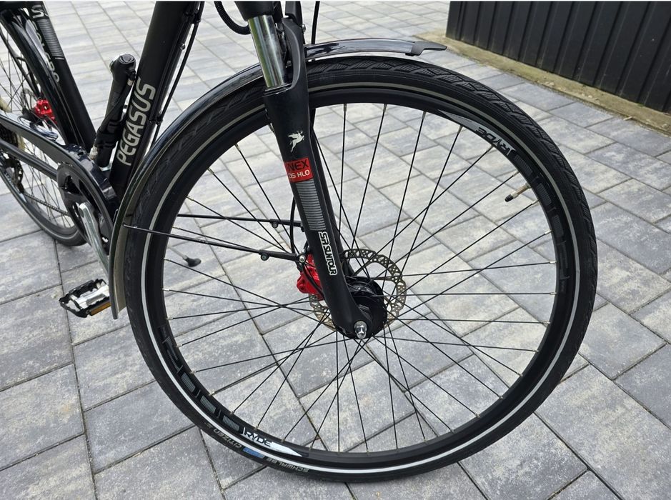 Rower turystyczny trekkingowy PEGASUS SOLERO SL DISC 28 cali męski