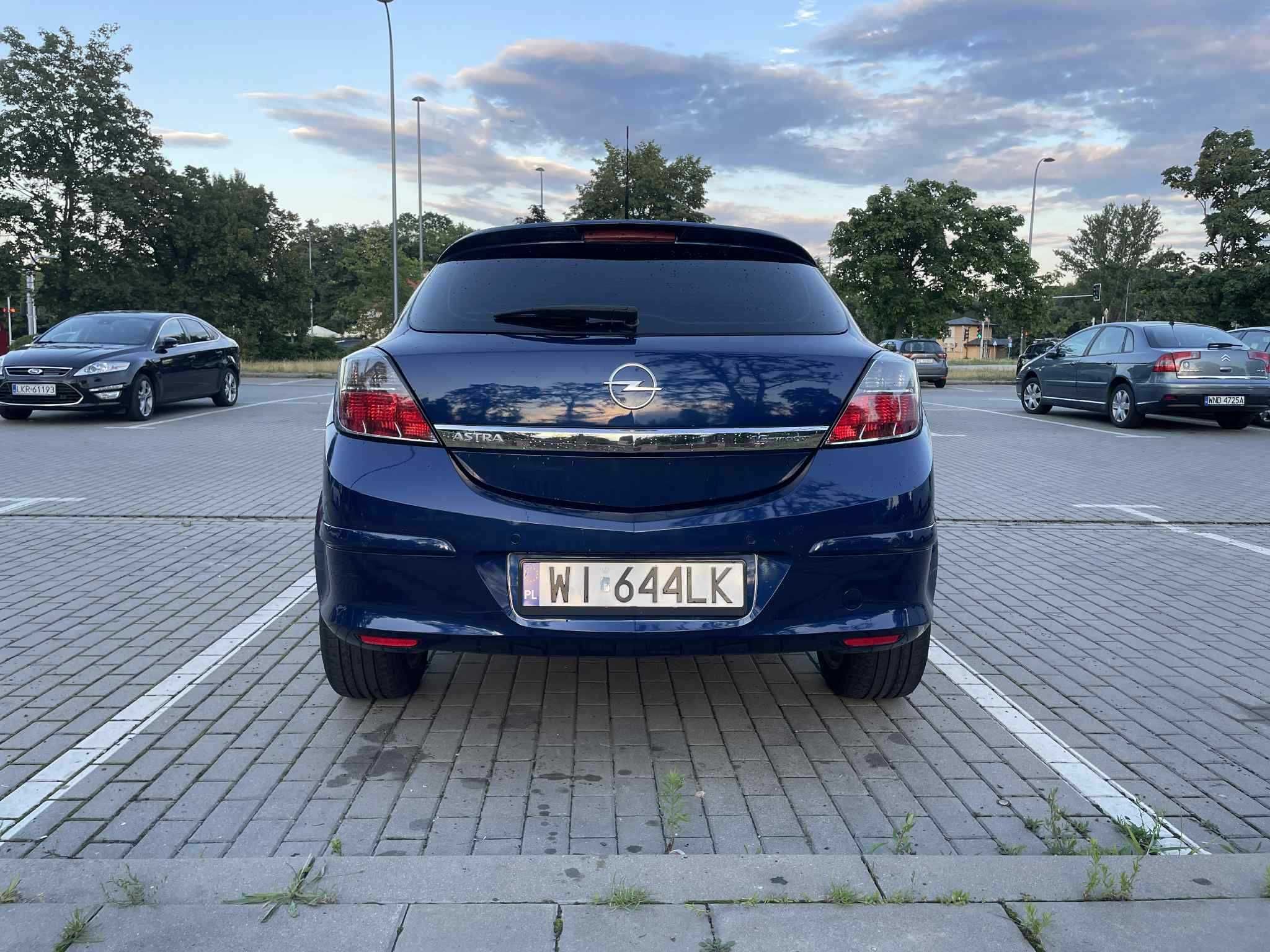 Opel Astra H GTC 1.6 – Dynamiczny, zadbany, gotowy do jazdy!